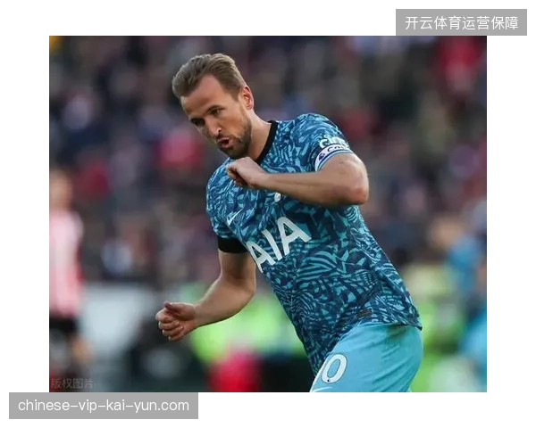 哈里·凯恩凭借高效的门前终结能力，帮助英格兰队以全胜战绩完成预选赛收官